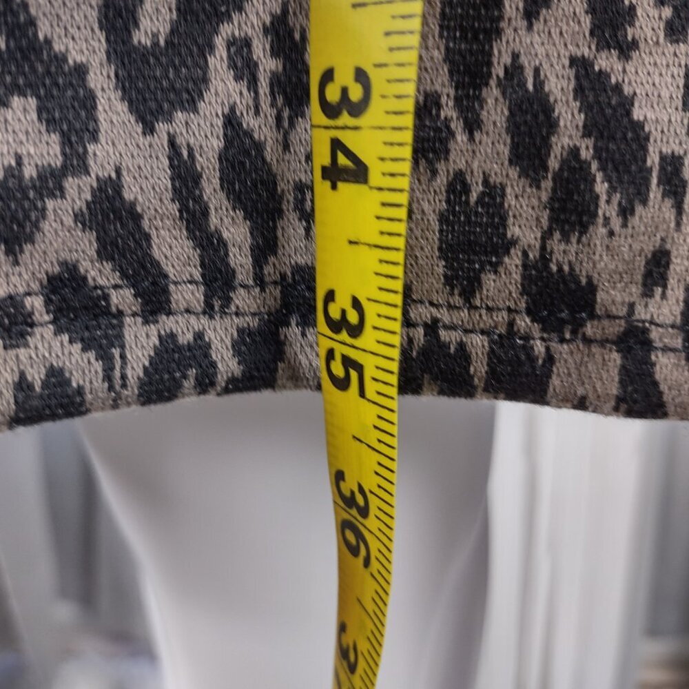 Nine West Leopard Print Ponte Sheath Dress Cap Sleeve Stretch Knee Length Size M - Picture 6 of 11